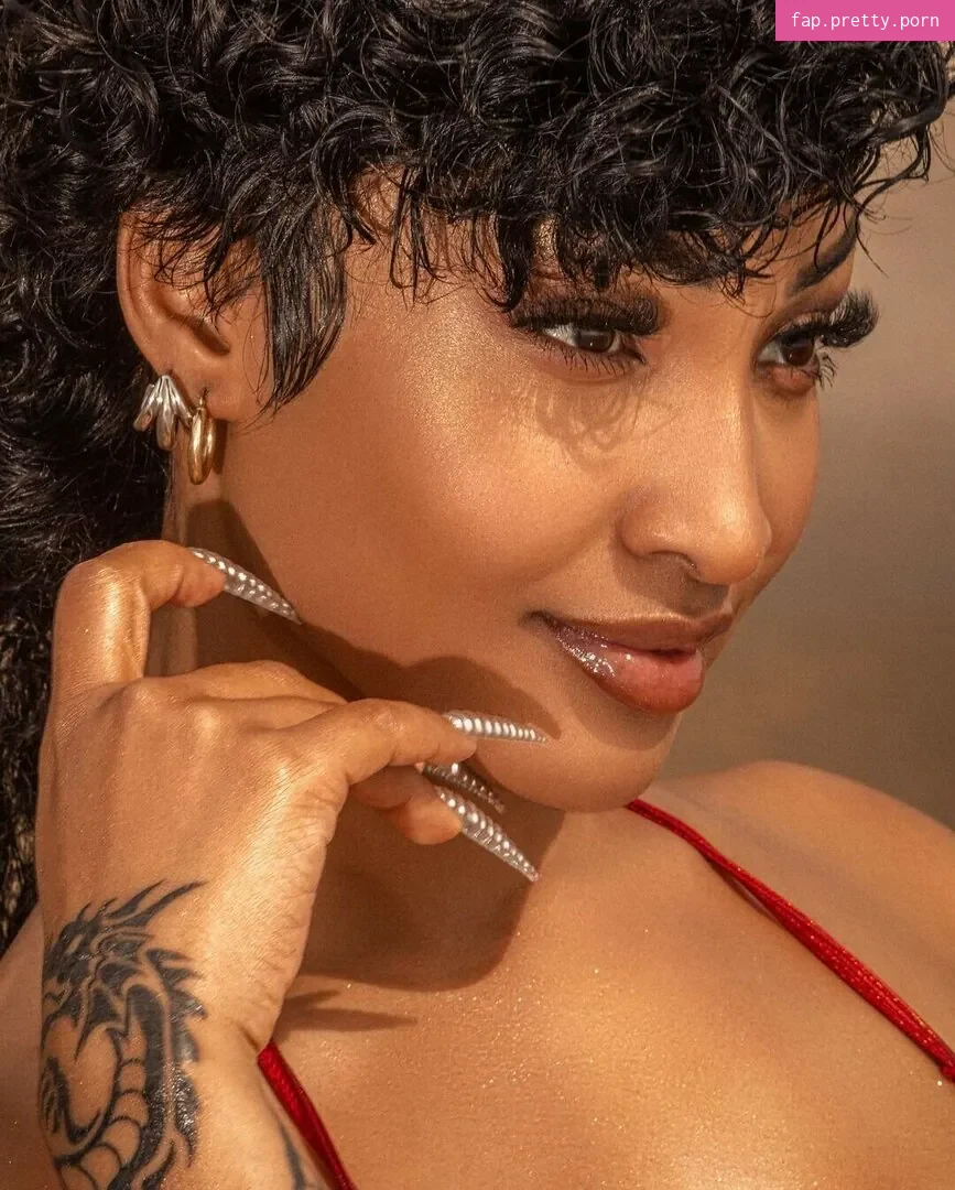 Shenseea - Photo #28