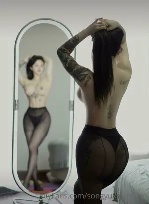 Songyuxin Hitomi