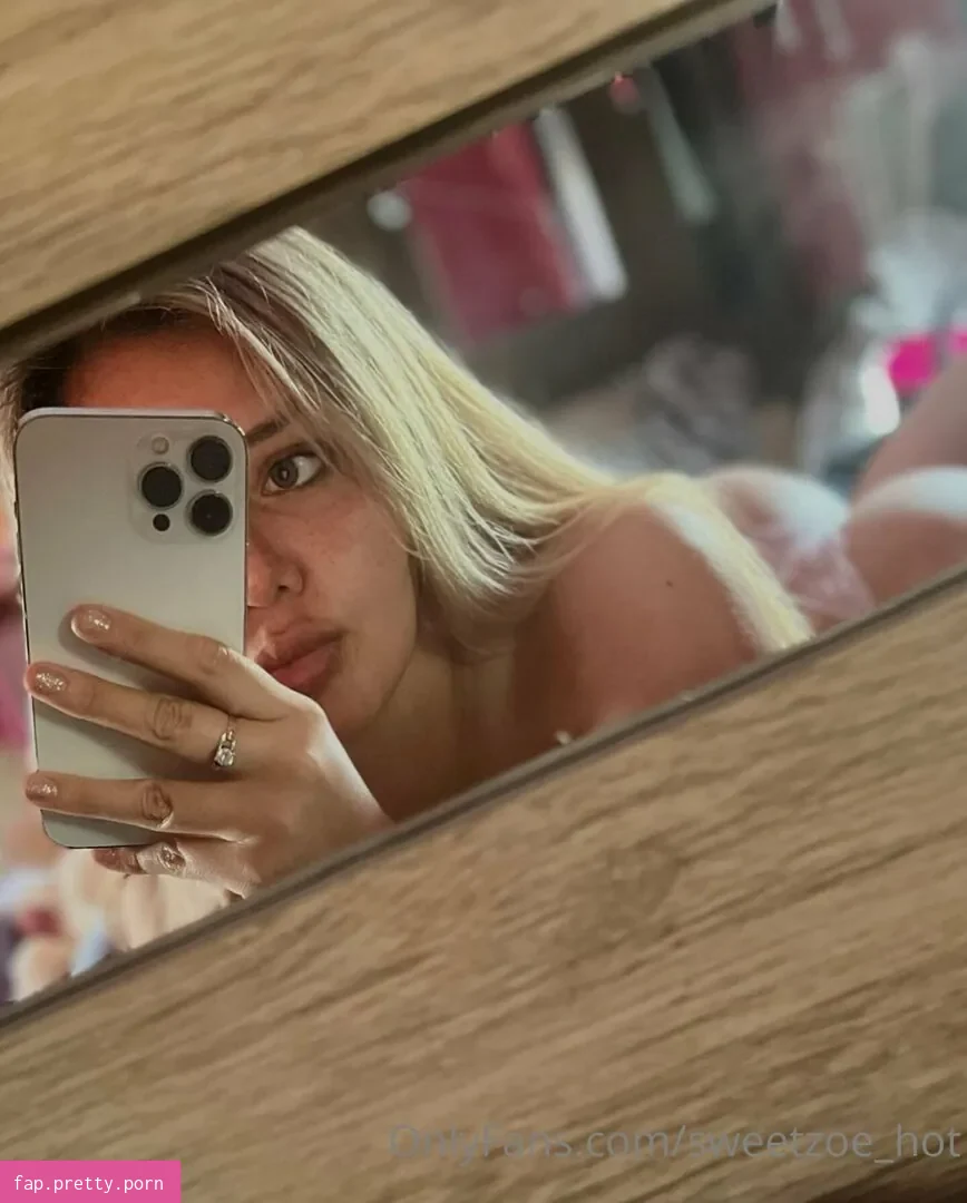 sweetzoe_hot - Photo #27