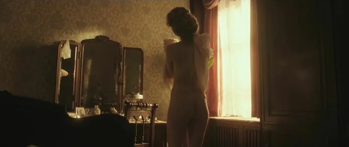 Sylvia Hoeks