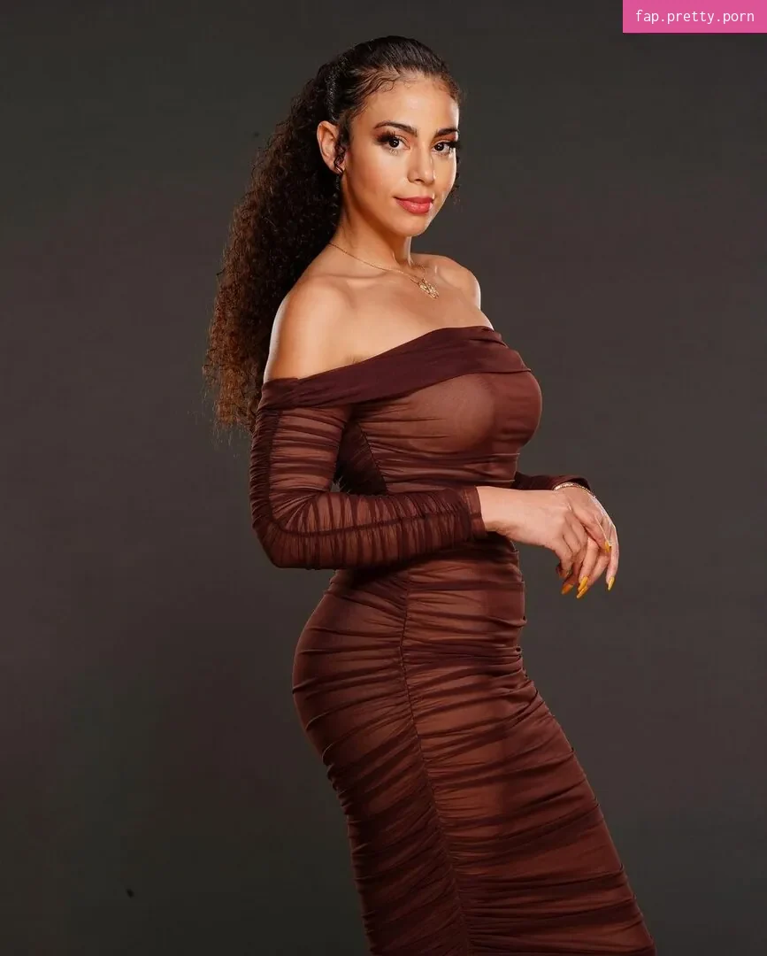 Samantha Irvin - Photo #32