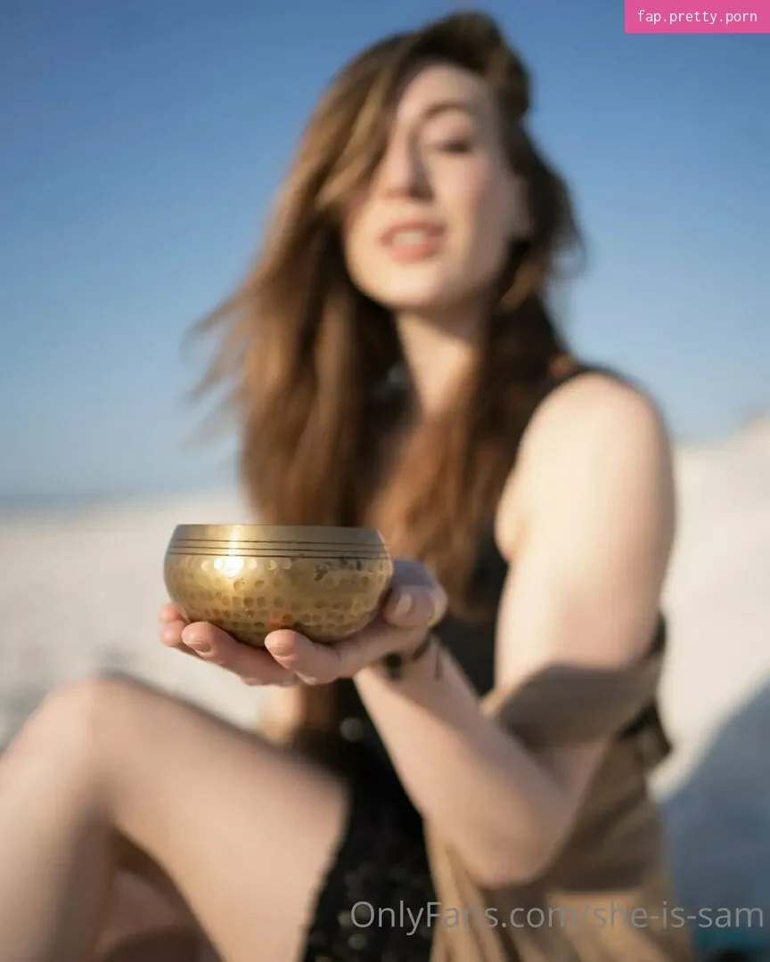 she-is-sam - Photo #34