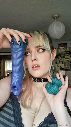 sicklysuccubus