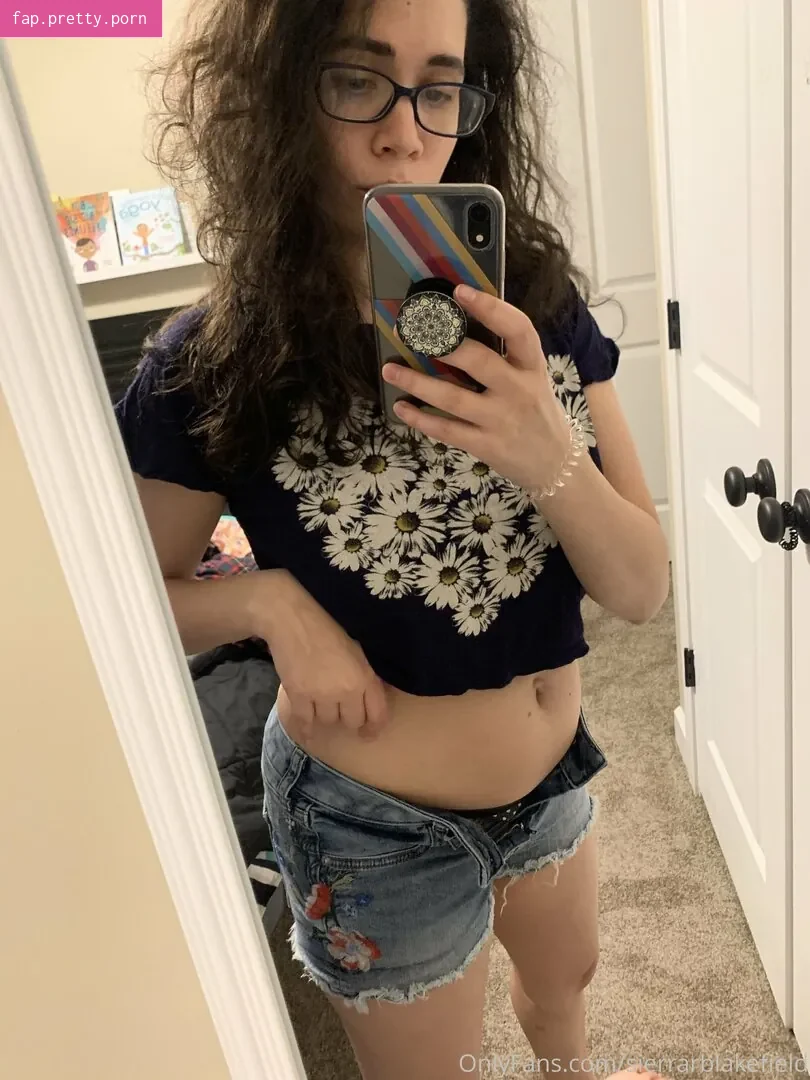 sierrarblakefield - Photo #02
