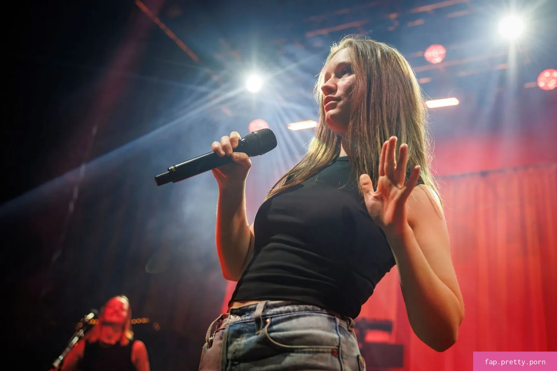 Sigrid - Photo #23