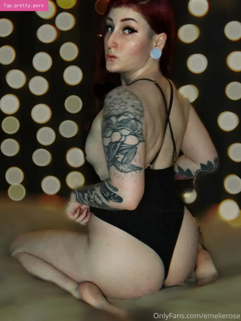 sinisterlilith - Photo #32