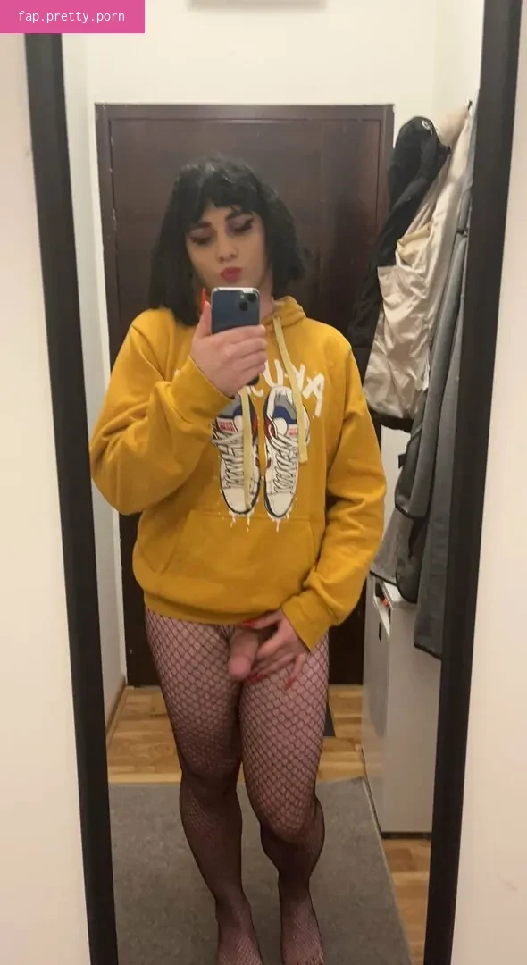 Sissyvaleriee69 - Photo #02