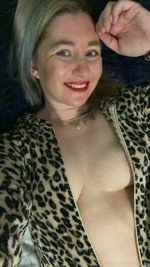 skarlett_ivy