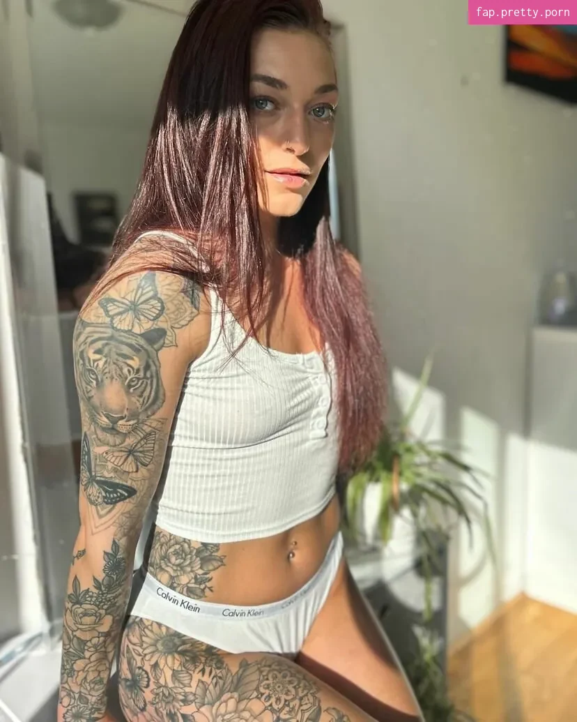 Sara Jade - Photo #56