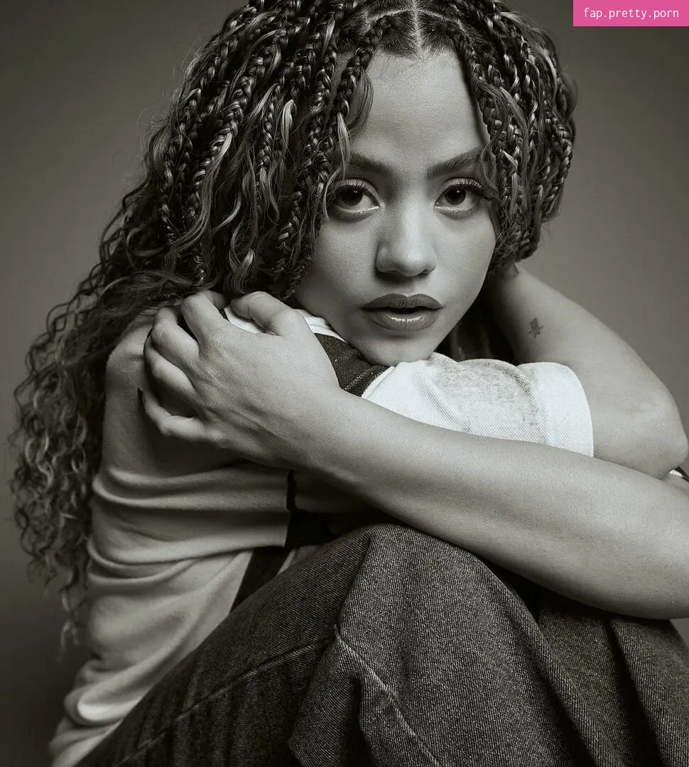 Sarah Jeffery - Photo #88