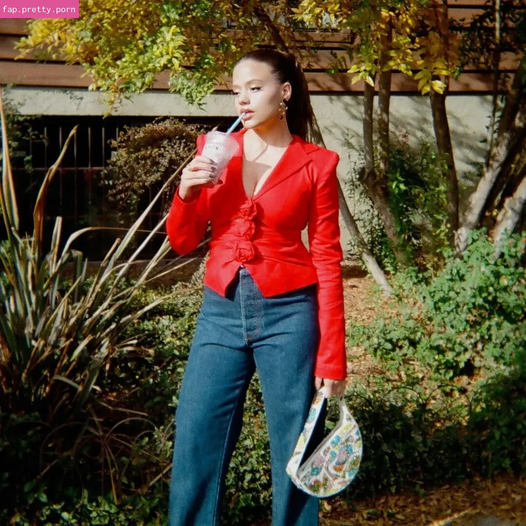 Sarah Jeffery - Photo #07