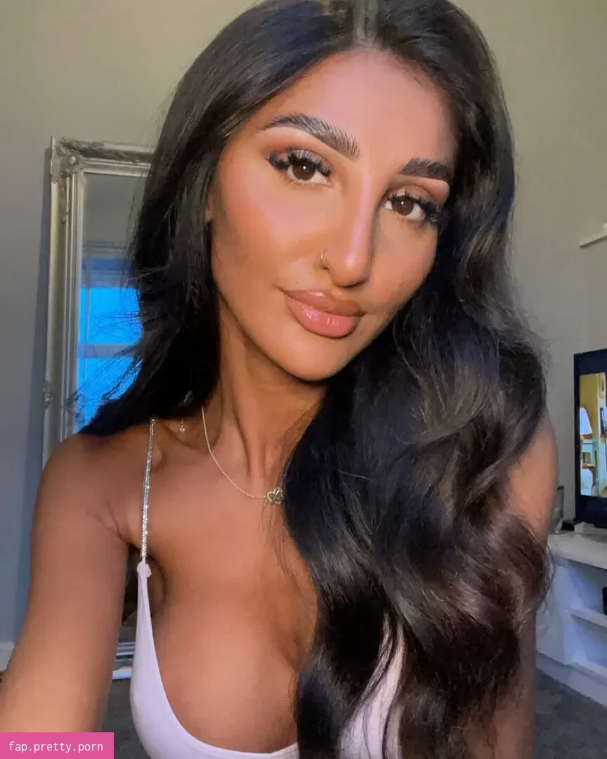 Sarina Jasmine - Photo #10