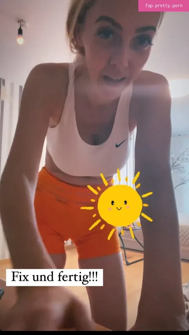 Sexy Julia - Photo #37