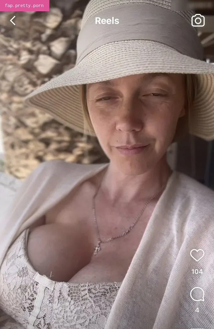 Sexy Julia - Photo #34
