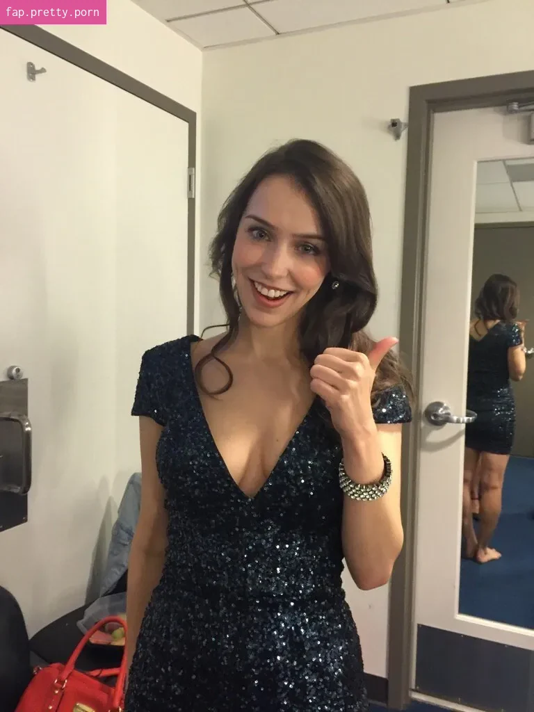 Stefanie Joosten - Photo #01