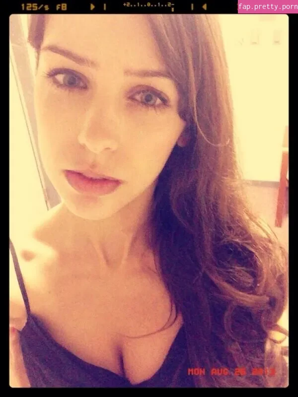 Stefanie Joosten - Photo #09