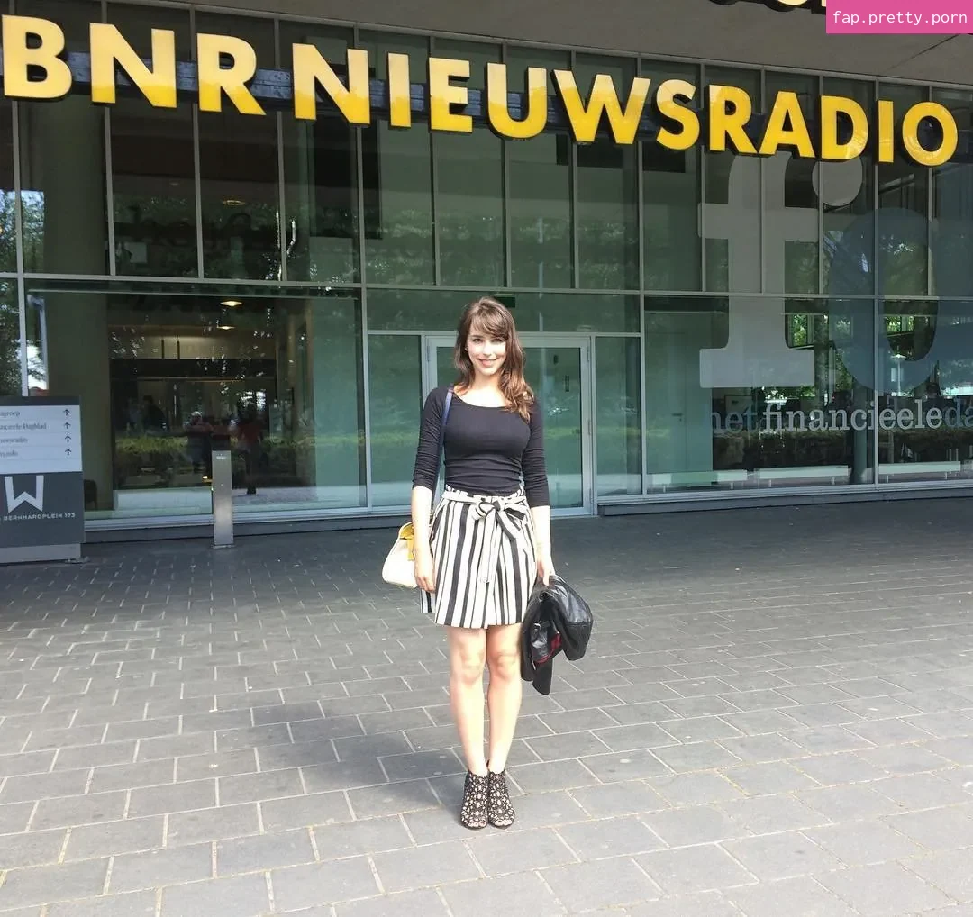 Stefanie Joosten - Photo #14