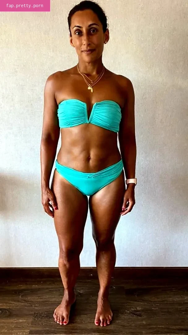 Saira Khan - Photo #13