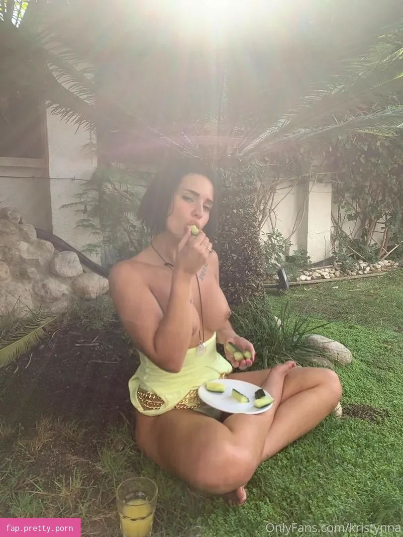 Serenia Keer - Photo #76
