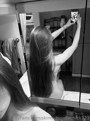 skinnyblondechick123