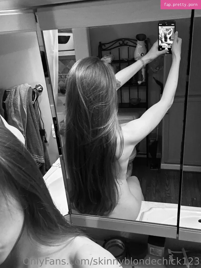 skinnyblondechick123 - Photo #14