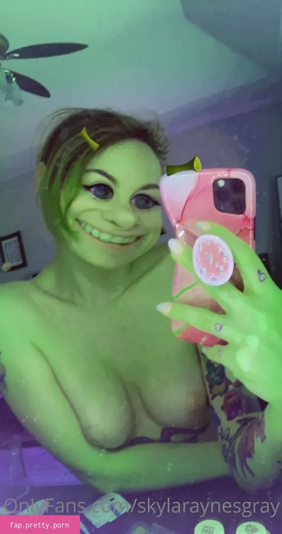 Skylaraynesgray - Photo #06