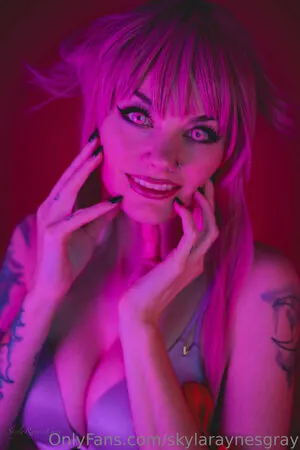Skylaraynesgray