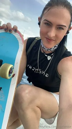 skyrierose
