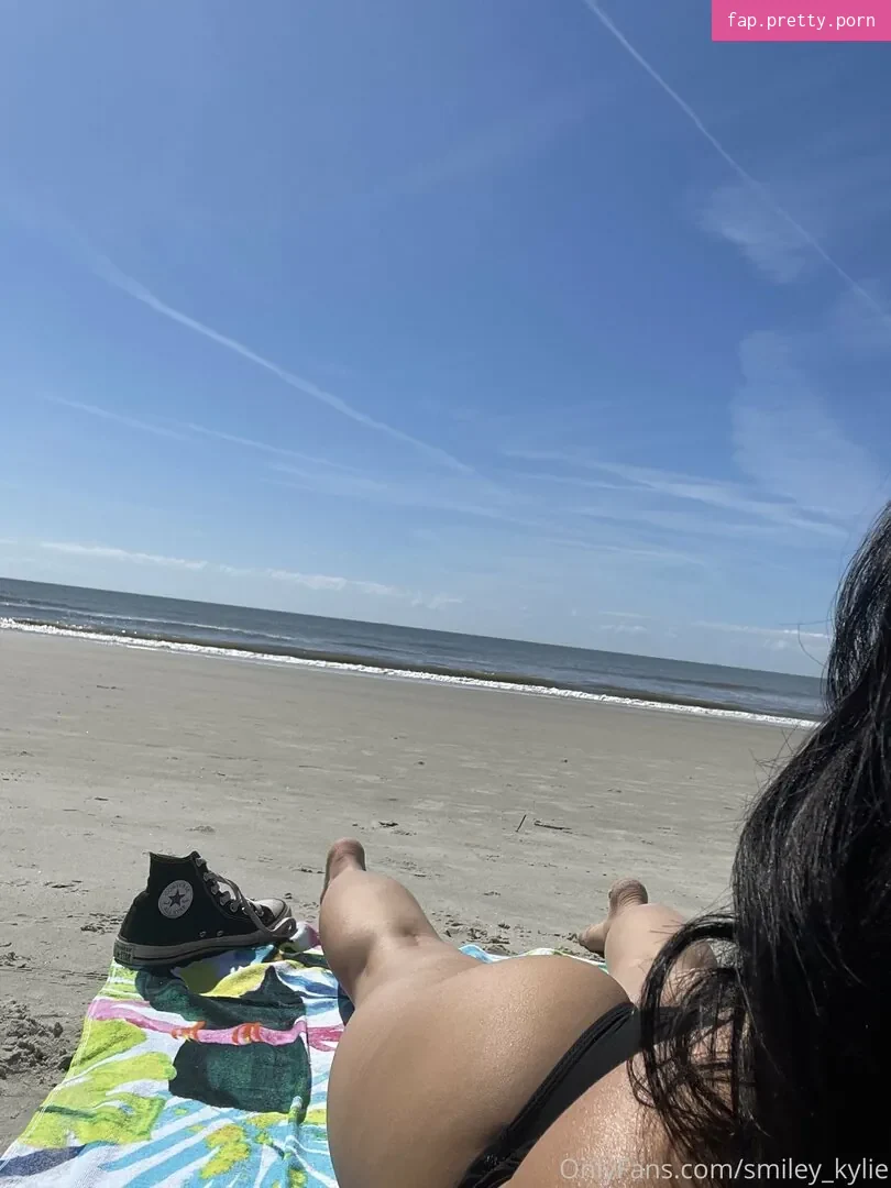 smiley_kylie - Photo #49