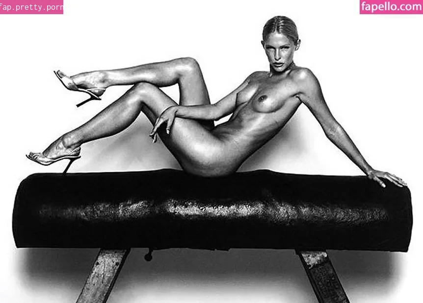 Sonya Kraus - Photo #18