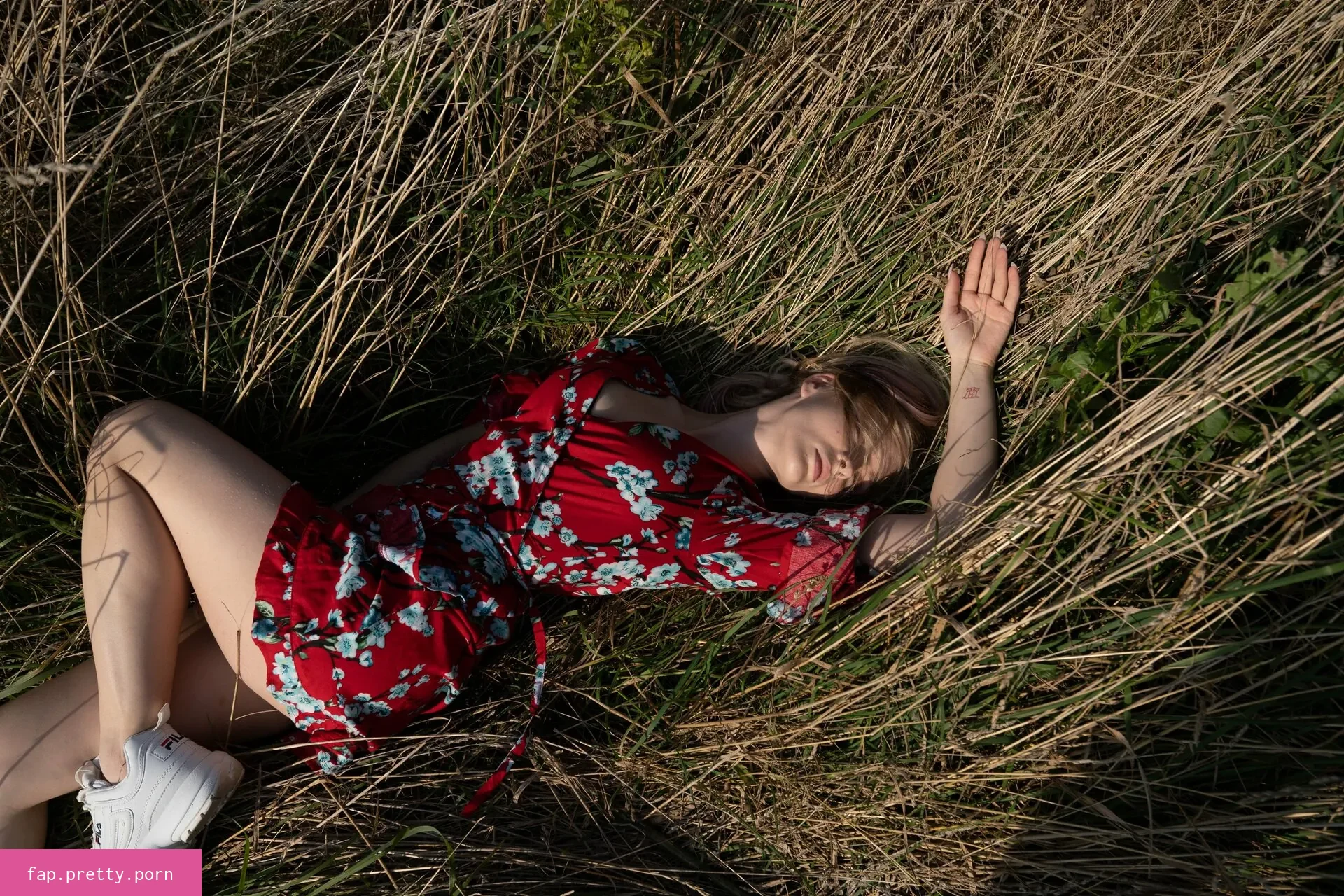 Sophie Katssby - Photo #87
