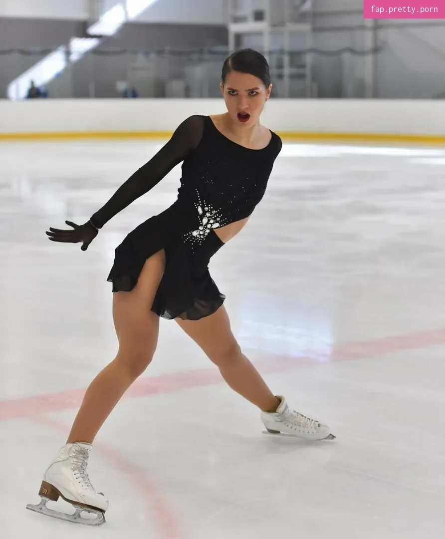 Stanislava Konstantinova - Photo #01