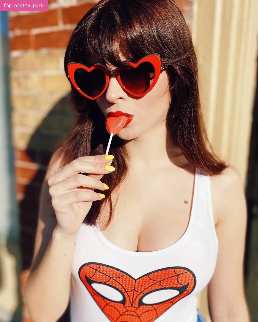 Sally LoMonaco - Photo #07