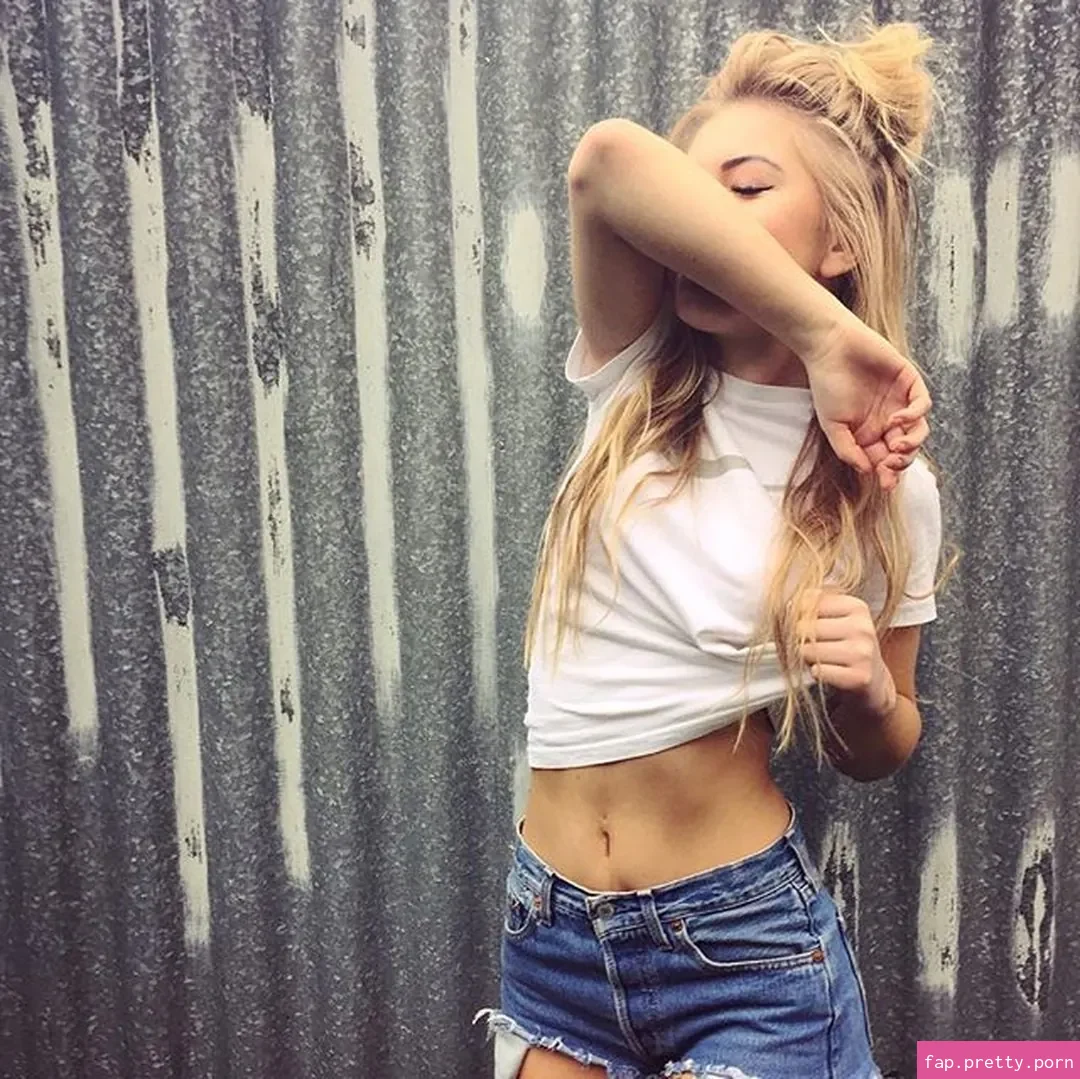 Sara Ladach - Photo #73