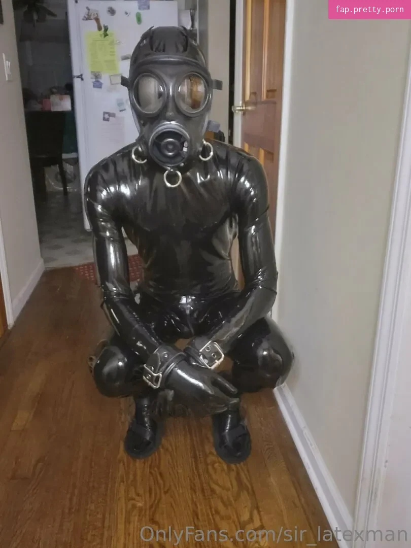 sir_latexman - Photo #27