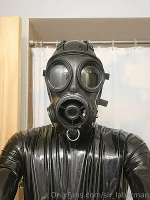 sir_latexman
