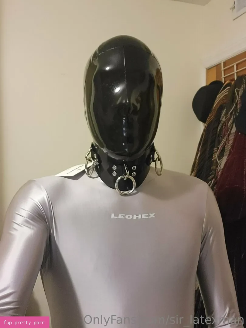 sir_latexman - Photo #43
