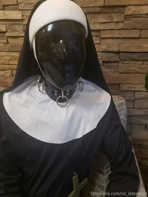 sir_latexman