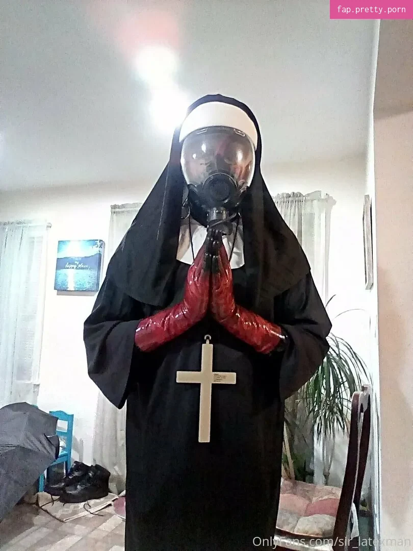 sir_latexman - Photo #44