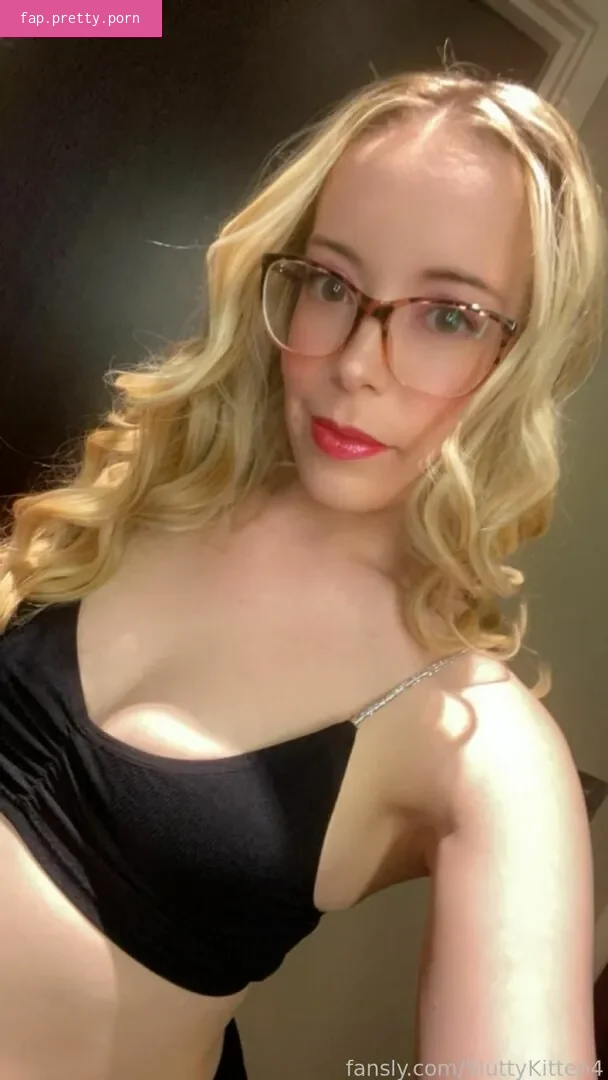 SluttyKitten4 - Photo #32