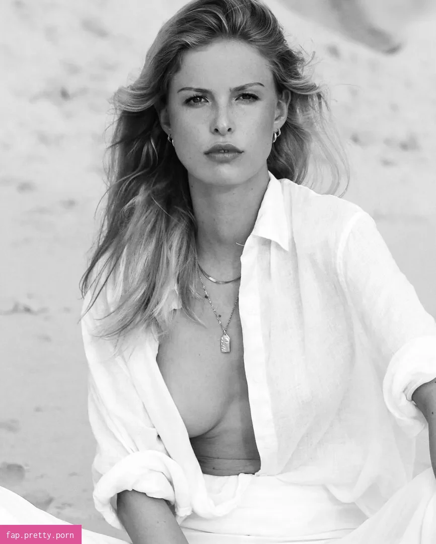 Sophia L. - Photo #39