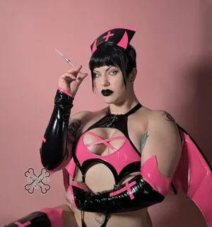 Synthetika Lynn