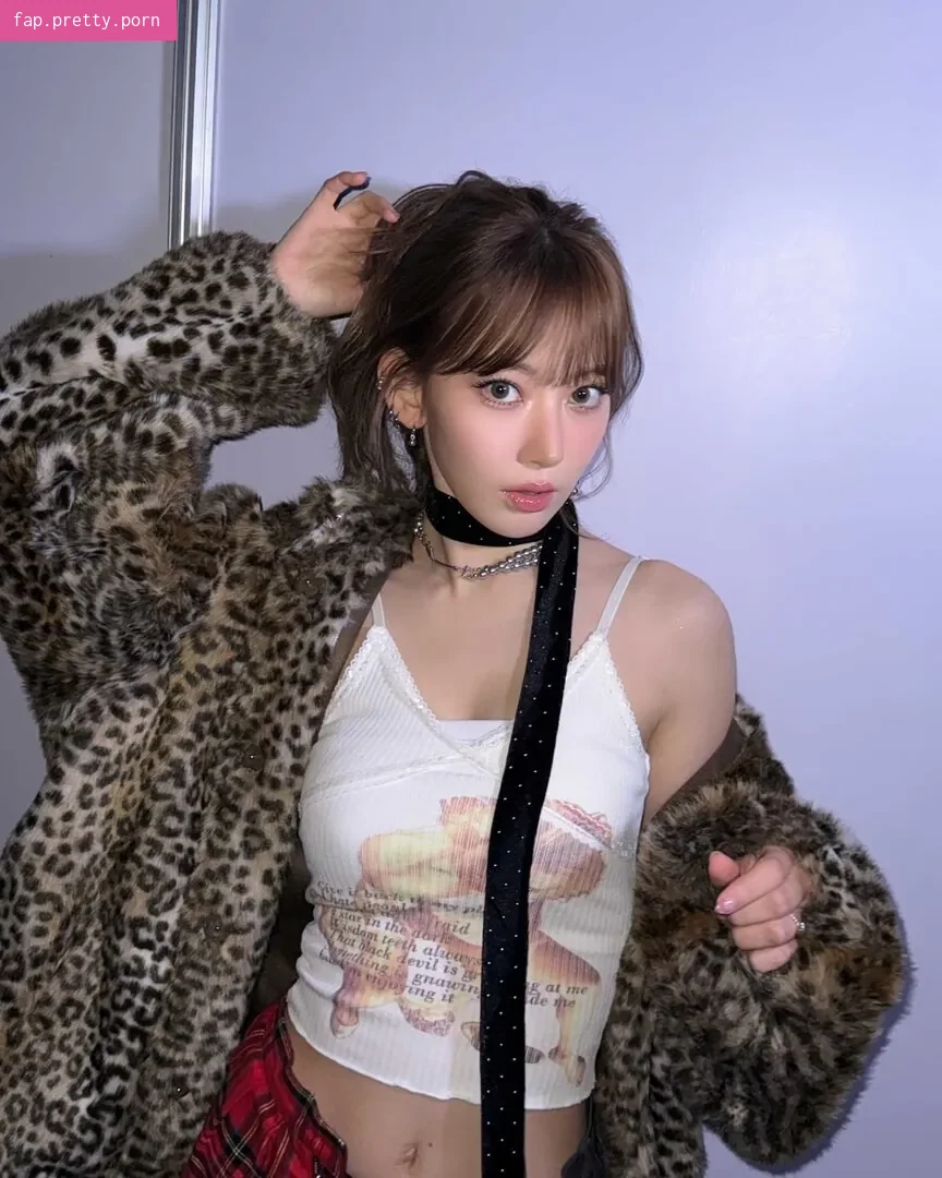Sakura Miyawaki 宮脇 咲良 - Photo #57