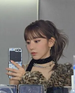 Sakura Miyawaki 宮脇 咲良