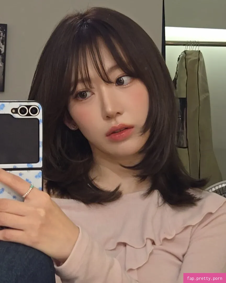 Sakura Miyawaki 宮脇 咲良 - Photo #80
