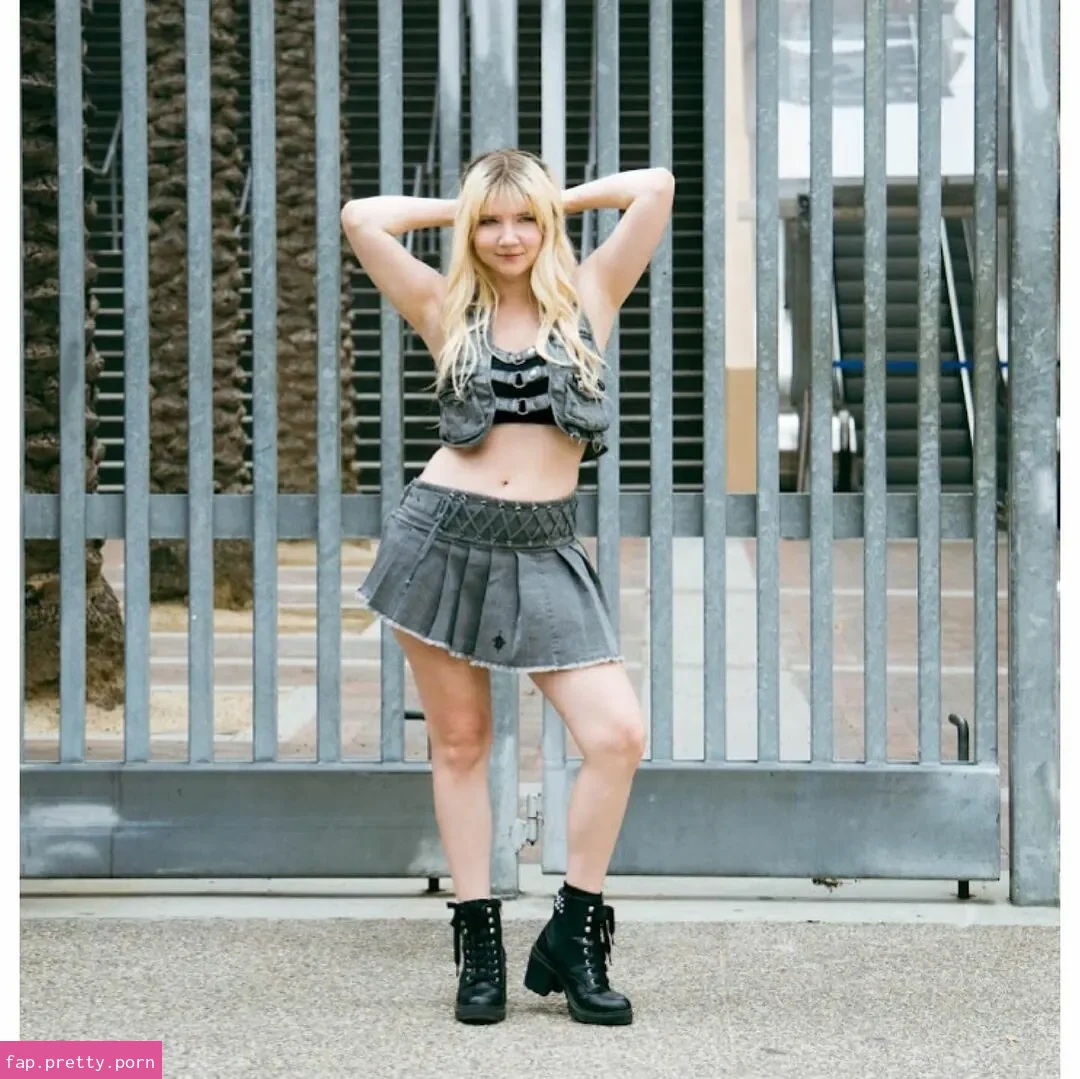 Santana Maynard - Photo #03
