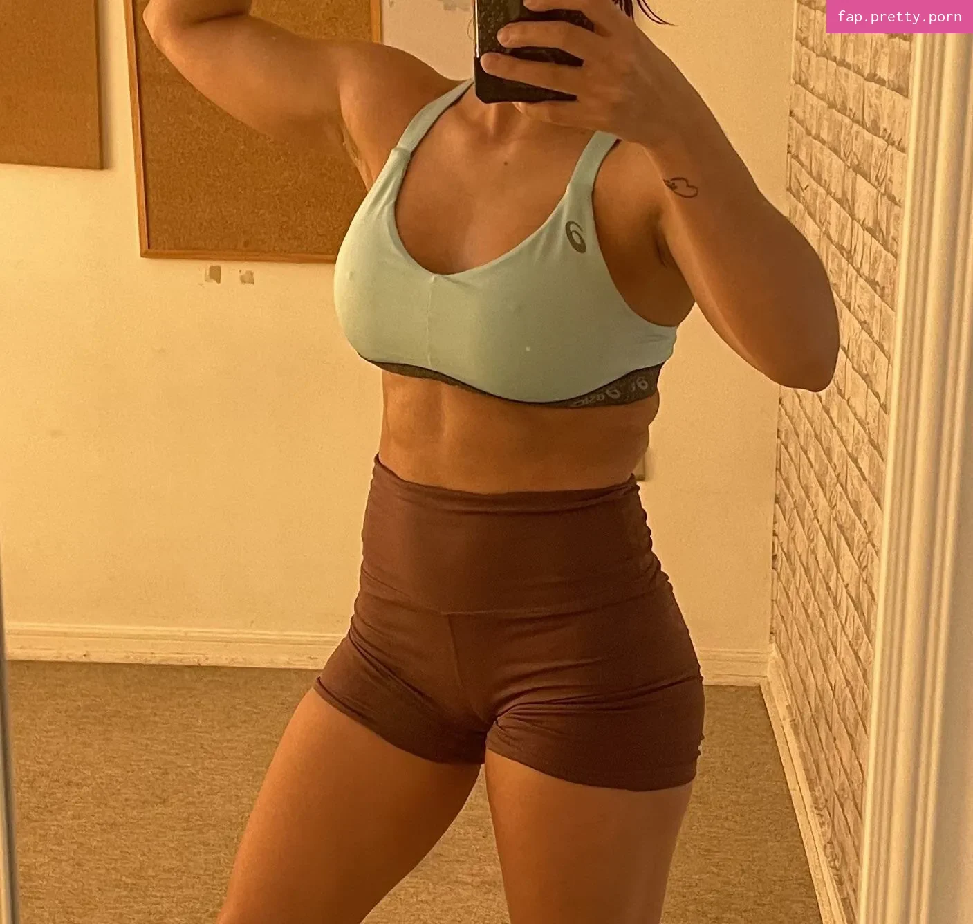 Sara Miller - Photo #38