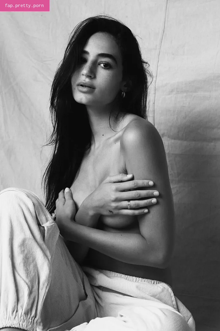 Sarah Mollica - Photo #09
