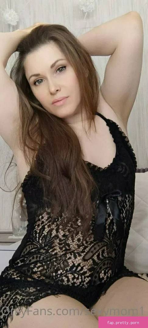Sexy Mom - Photo #09