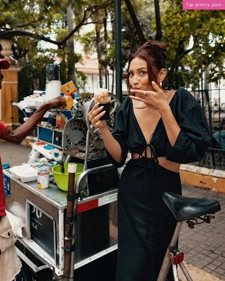 Shay Mitchell - Photo #55